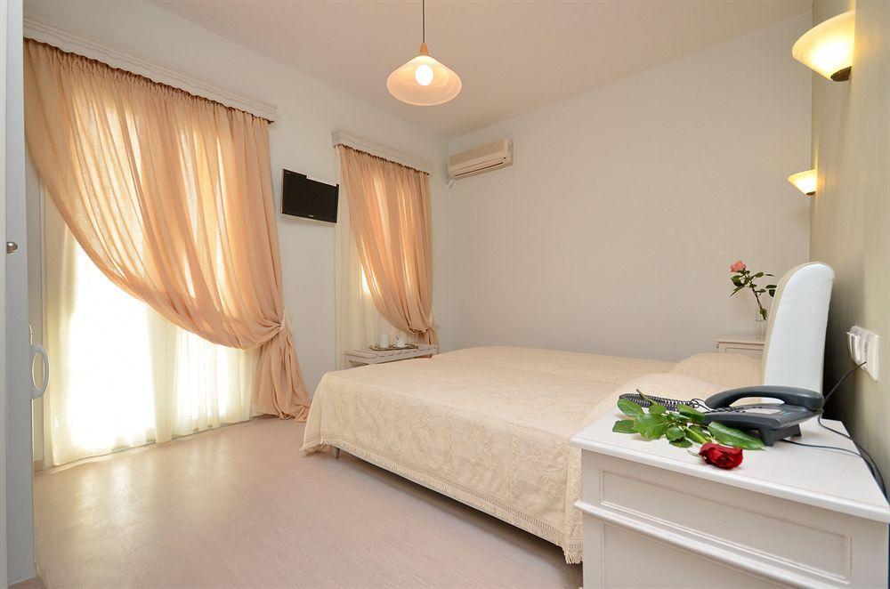 Aparthotel Blue Sky Naxos City Zewnętrze zdjęcie