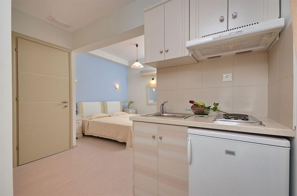 Aparthotel Blue Sky Naxos City Zewnętrze zdjęcie
